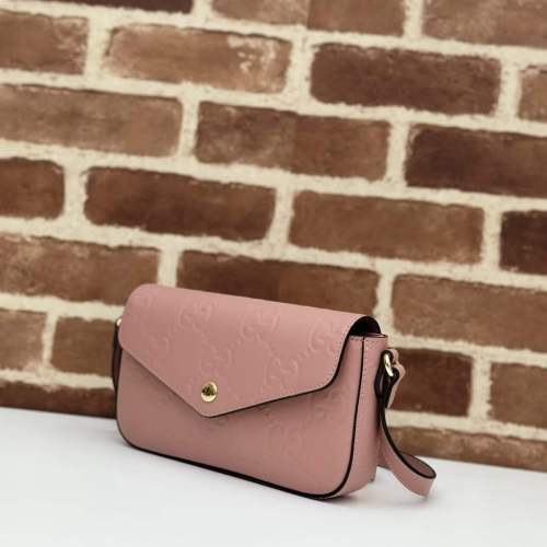 Gucci Women GG Super Mini Shoulder Bag Rose Beige GG Leather Magnetic Closure