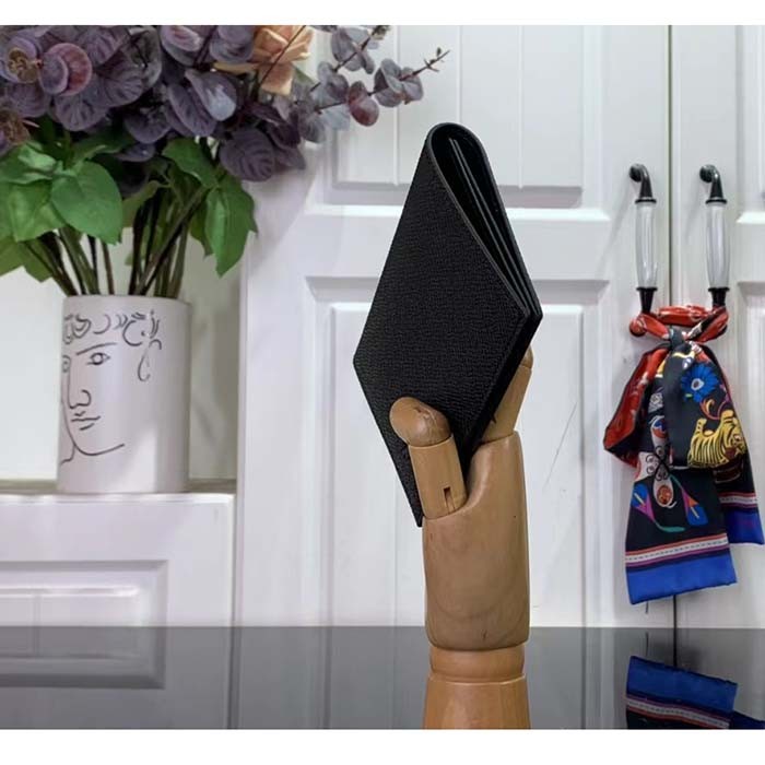 Louis Vuitton LV Unisex Passport Cover Black Taiga Leather Cowhide Leather Lining