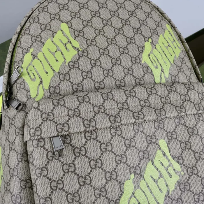 Gucci Unisex Medium Backpack with Print-Dark Green 834466