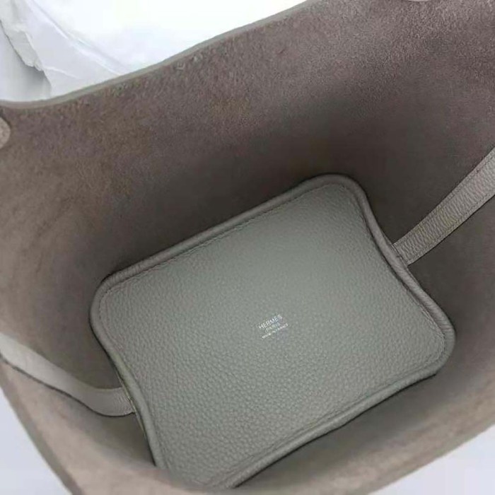 Hermes Women Picotin Lock 22cm in Cowhide leather-White