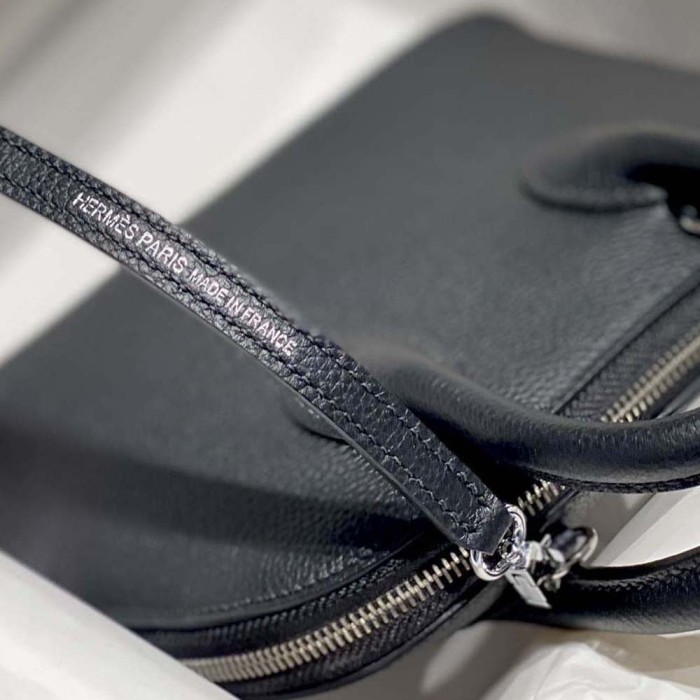 Hermes Unisex Bolide 1923 Bag in Epsom Calfskin-Black/Silver