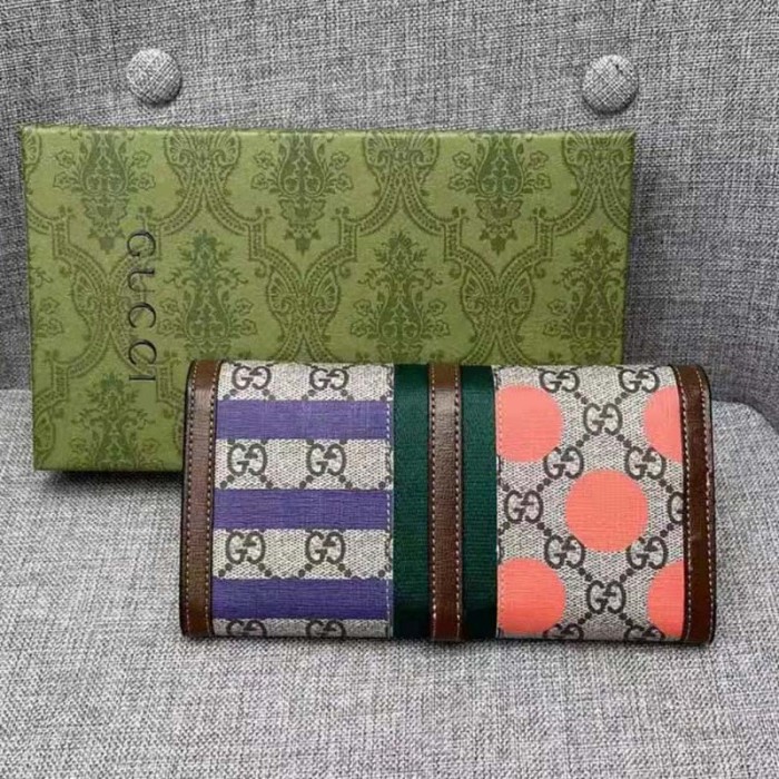 Gucci Women GG Jackie 1961 Chain Wallet Beige Ebony GG Supreme Canvas