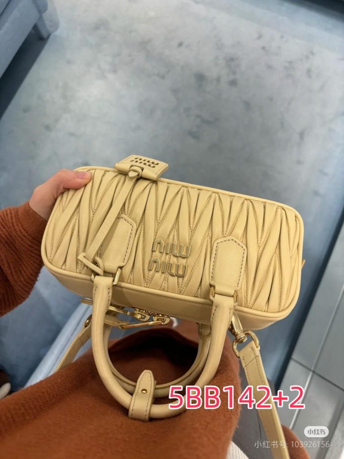 5BB142 MIU new bowling bag