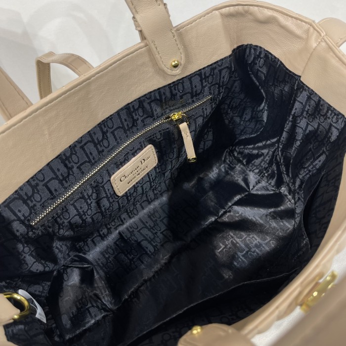 Dior Women CD Large Dior Toujours Bag Powder Beige Macrocannage Calfskin