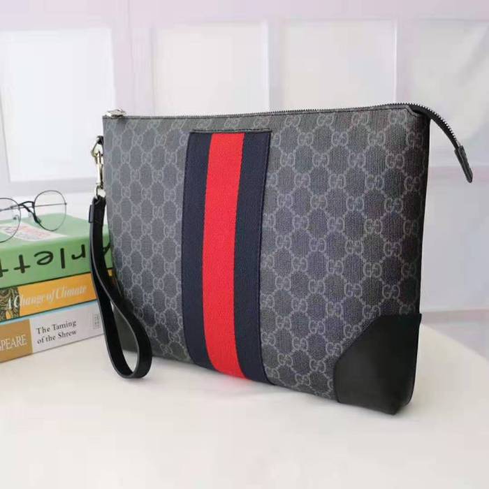 Gucci GG Men GG Black Messenger in Black/Grey GG Supreme Canvas