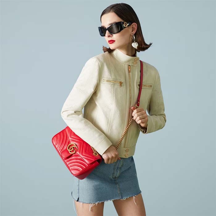 Gucci Women GG Marmont Small Shoulder Bag Red Matelassé Chevron Leather Double G