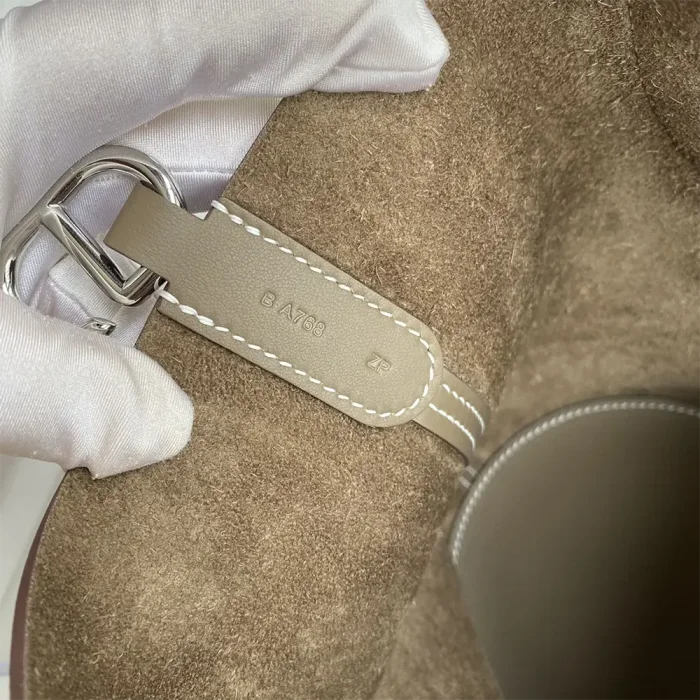 Hermes Women In the Loop 18 Handbag Clemence Leather-Grey/Silver