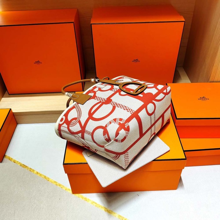 Hermes Unisex Steeple 25 Ecru Tote Bag-Orange H083621CKAB