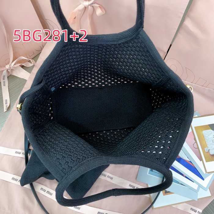 5BG281 Miu's new Isetan limited edition hollow woven tote bag