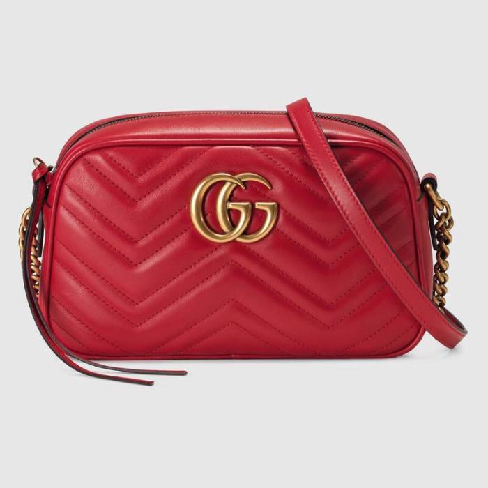 Gucci GG Women GG Marmont Small Matelassé Shoulder Bag