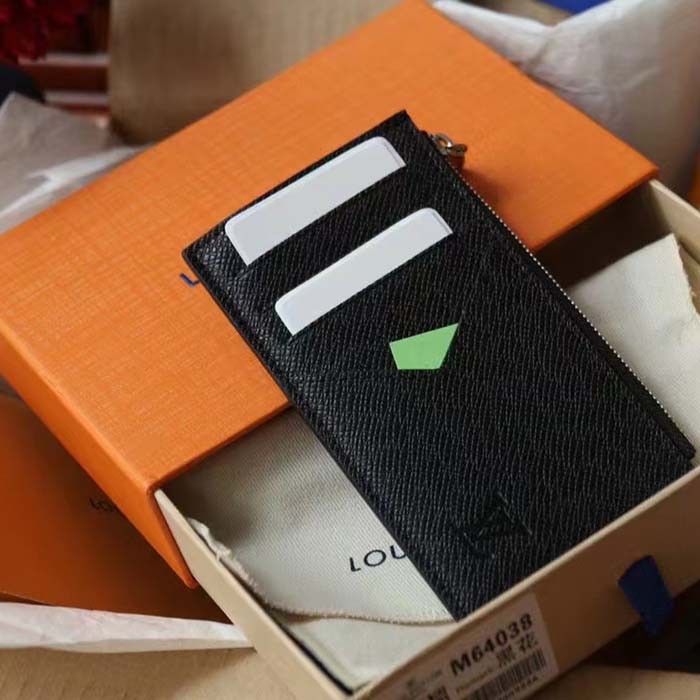 Louis Vuitton LV Unisex Coin Card Holder Taiga Cowhide Leather 4 Card Slots