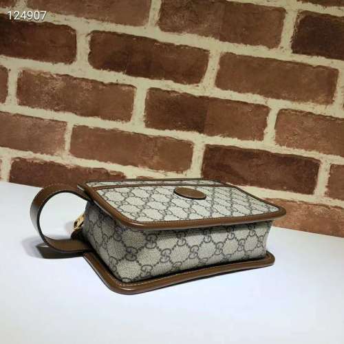 Gucci GG Unisex GG Travel Pouch with Interlocking G-Beige