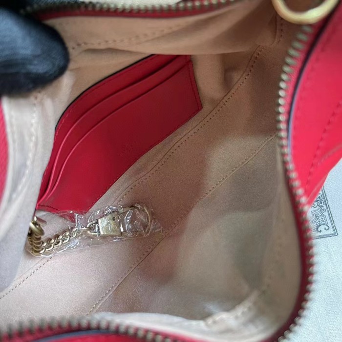 Gucci Women GG Marmont Matelassé Mini Bag Red Chevron Leather Double G