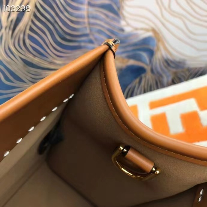 Fendi FF Women Sunshine Medium Light Brown Leather Elaphe Shopper Bag