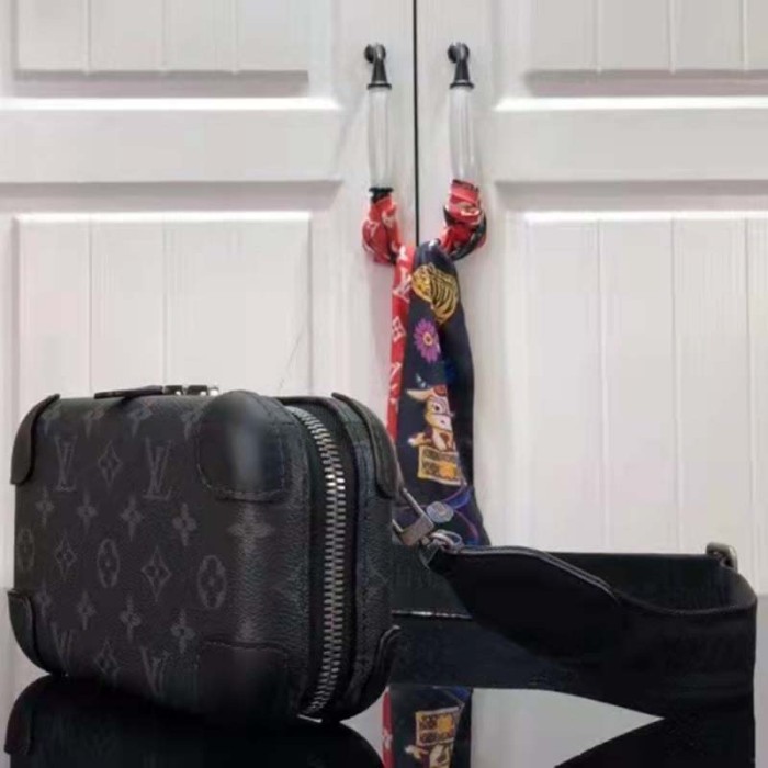 Louis Vuitton LV Unisex Horizon Clutch Black Monogram Eclipse Coated Canvas Textile Cowhide