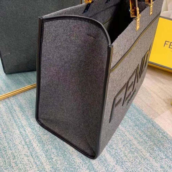 Fendi Women Fendi Sunshine Large Gray Flannel Shopper