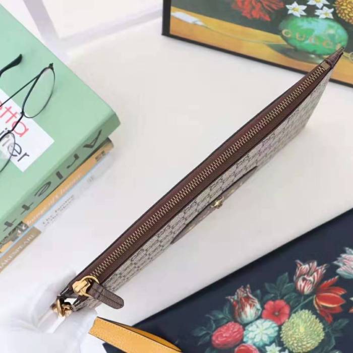 Gucci GG Unisex Neo Vintage GG Supreme Pouch in Beige/Ebony GG Supreme Canvas