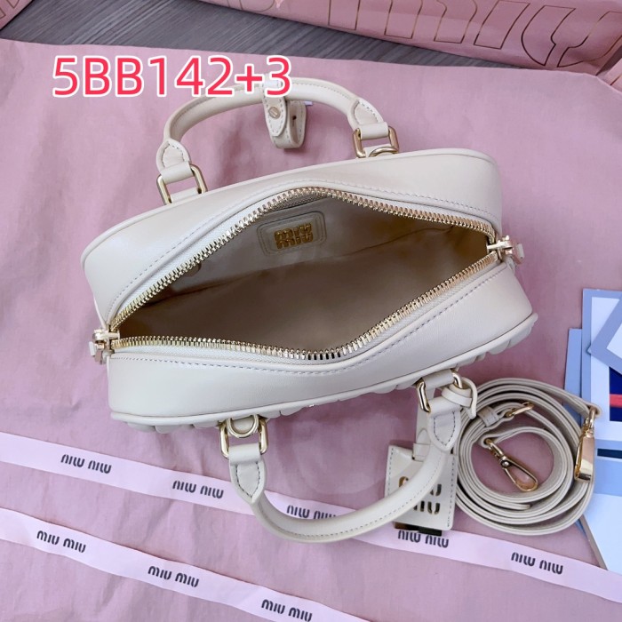 5BB142 MIU new bowling bag