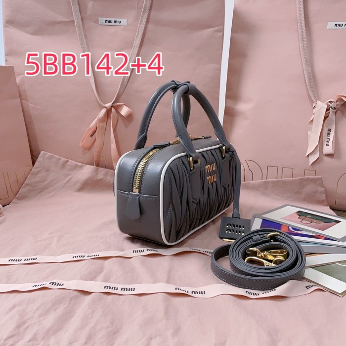 5BB142 MIU new bowling bag