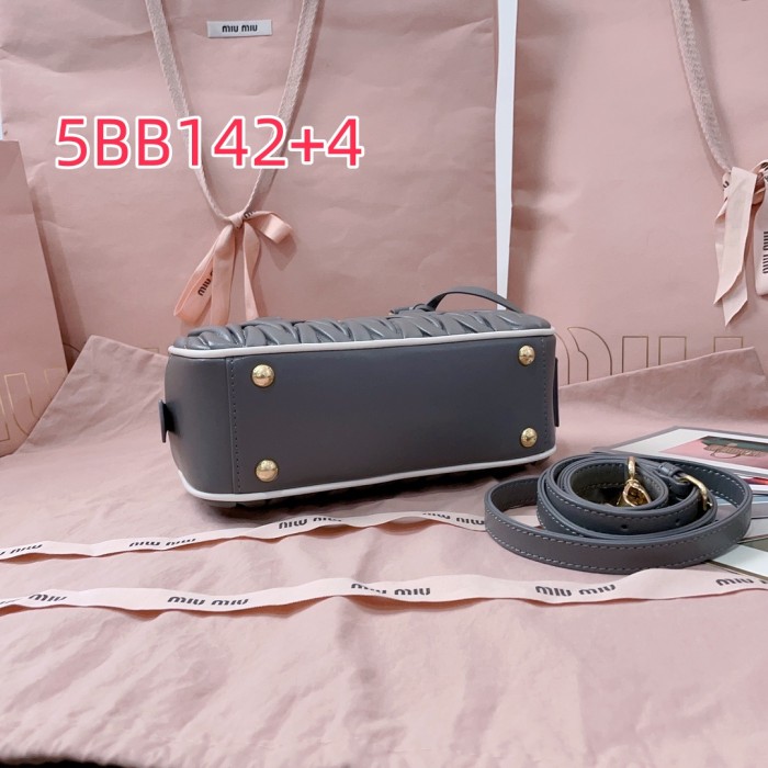 5BB142 MIU new bowling bag