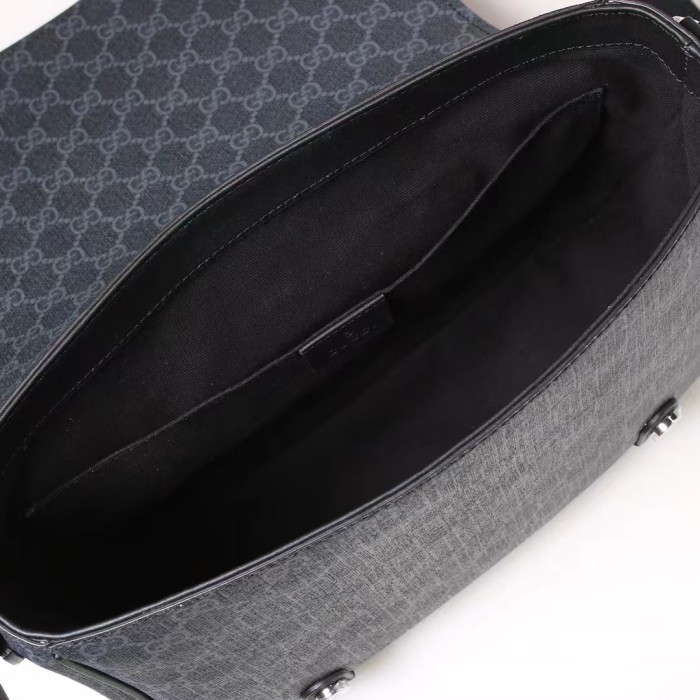 Gucci Unisex GG Messenger Bag Black GG Supreme Canvas Black Leather