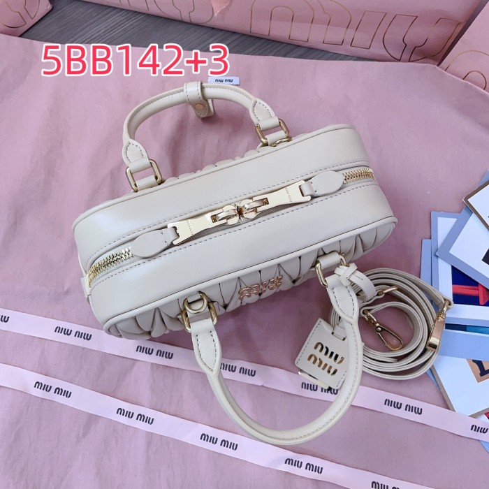 5BB142 MIU new bowling bag