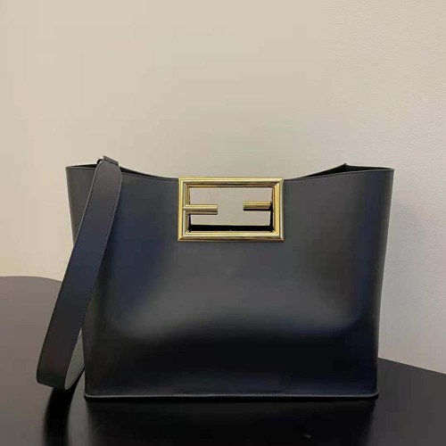 Fendi Women Way Medium Made of Camellia-Colored Leather Bag-Black
