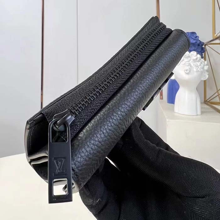 Louis Vuitton LV Unisex Pilot Wallet Black LV Aerogram Cowhide Leather Tone-On-Tone Hardware