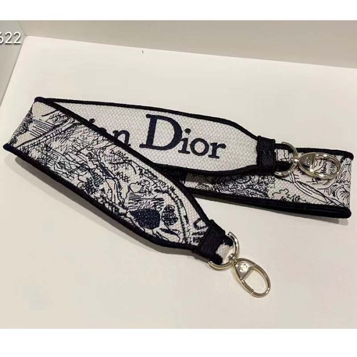 Dior Women CD Medium Lady D-Lite Bag Blue Toile De Jouy Embroidery
