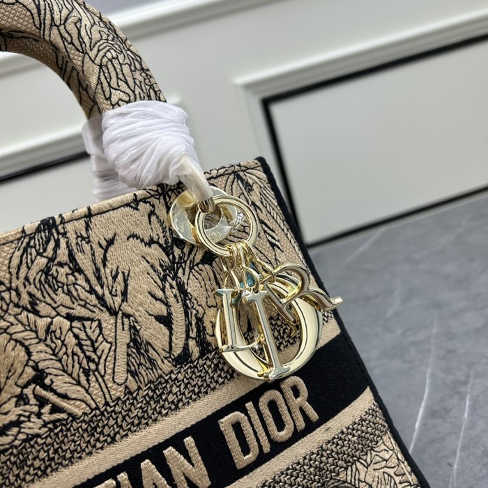 Dior Women CD Medium Lady D-Lite Bag Beige Multicolor Toile De Jouy Voyage Embroidery