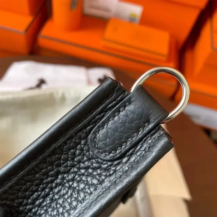 Hermes Women Evelyne 16 Amazone in Clemence Leather-Black/Silver