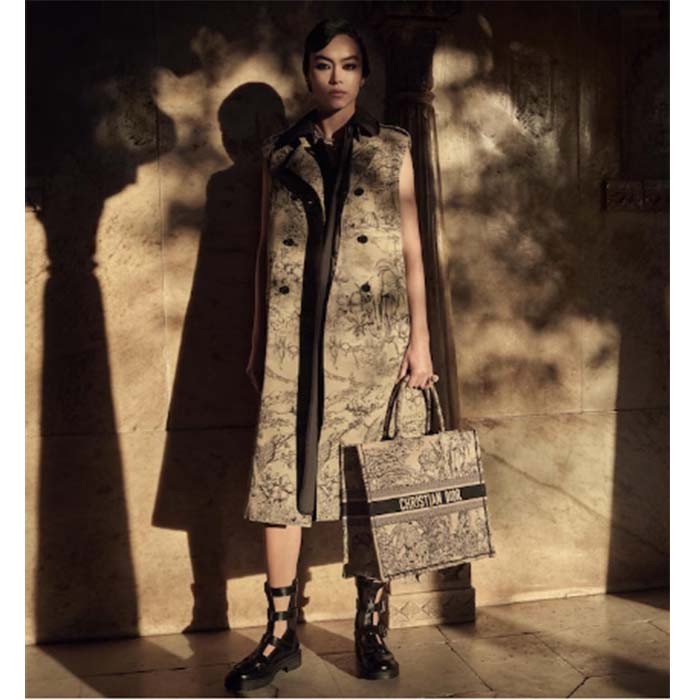 Dior Unisex CD Large Book Tote Beige Multicolor Toile De Jouy Voyage Embroidery