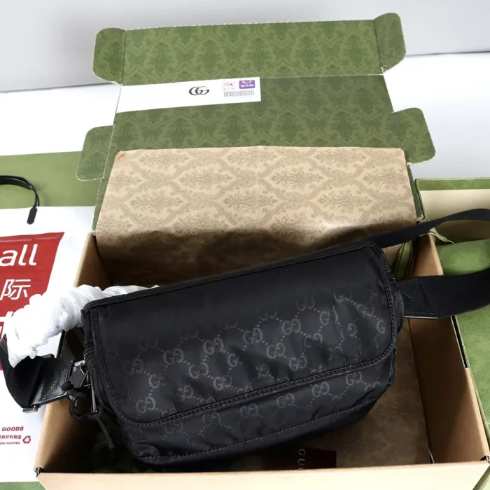 Gucci Men Gucci Nexus Medium Crossbody Bag-Black 816820FAD731047