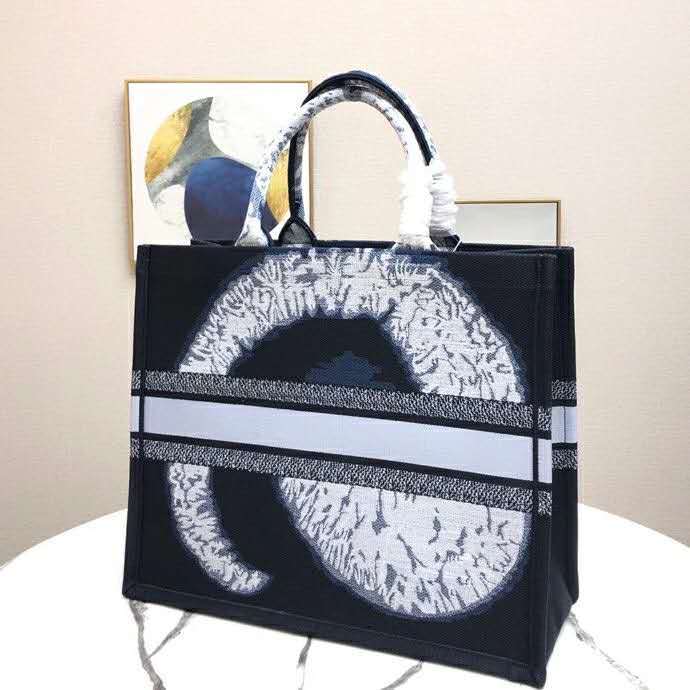 Dior Women Dior Book Tote Blue Multicolor Tie & Dior Embroidery