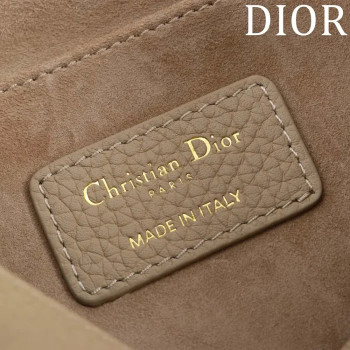 Dior Women Medium Dior Bobby Bag Biscuit Grained Calfskin M9337USKU