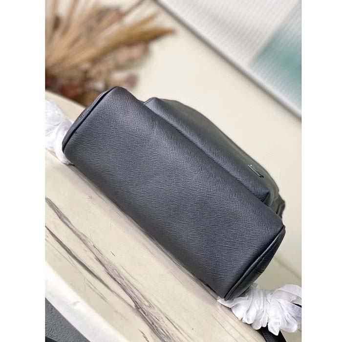 Louis Vuitton LV Unisex Avenue Backpack Black Taiga Cowhide Leather Zip Closure