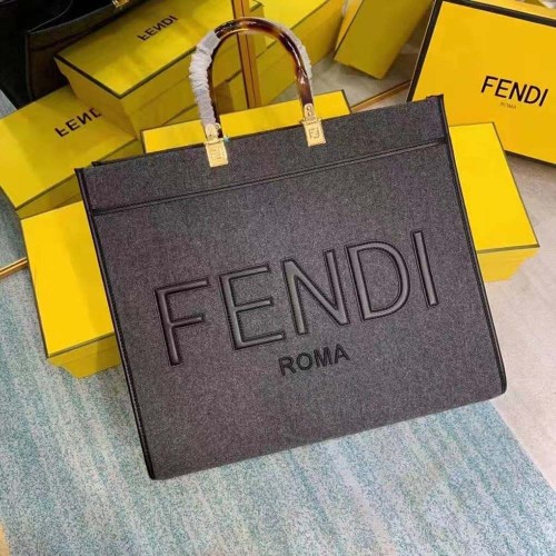 Fendi Women Fendi Sunshine Large Gray Flannel Shopper