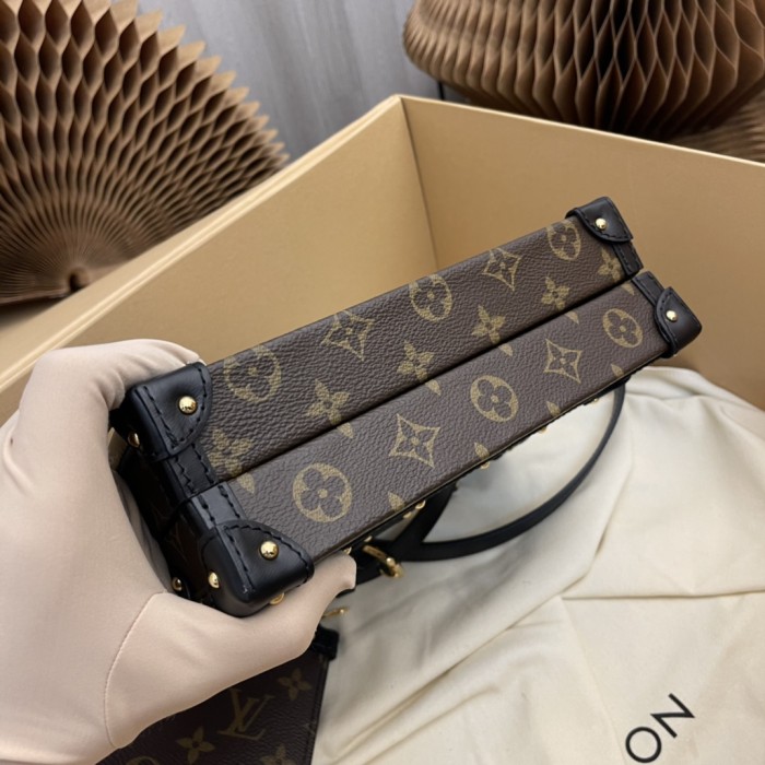 Louis Vuitton LV Unisex Petite Malle V. Monogram Coated Canvas S-Lock