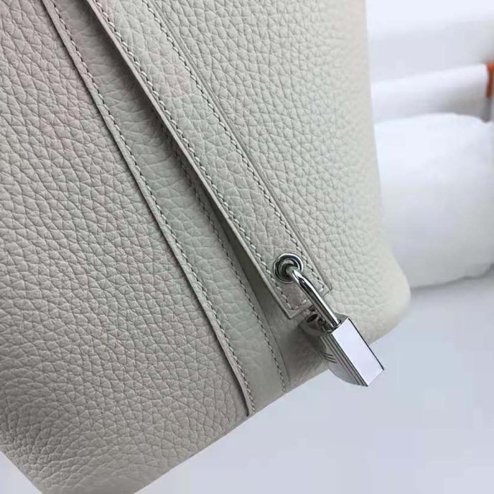 Hermes Women Picotin Lock 22cm in Cowhide leather-White