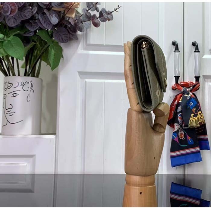 Louis Vuitton LV Unisex Victorine Wallet Cream Monogram Empreinte Embossed Supple Grained Cowhide Leather