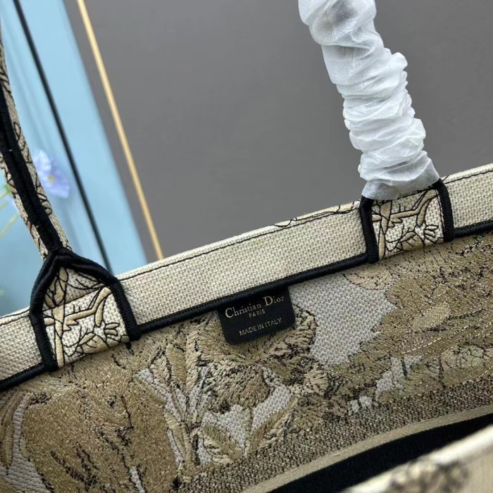 Dior Unisex CD Large Book Tote Beige Multicolor Toile De Jouy Voyage Embroidery