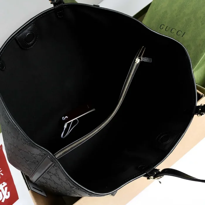 Gucci Women GG Emblem Large Tote Bag-Black 815213AAFDV1000