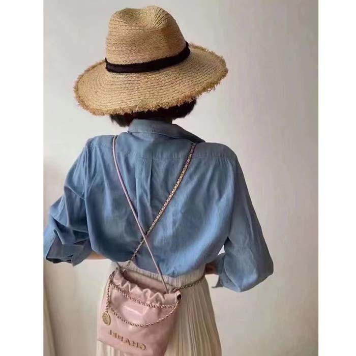 Chanel Women CC 22 Mini Handbag Shiny Calfskin Gold-Tone Metal Light Pink