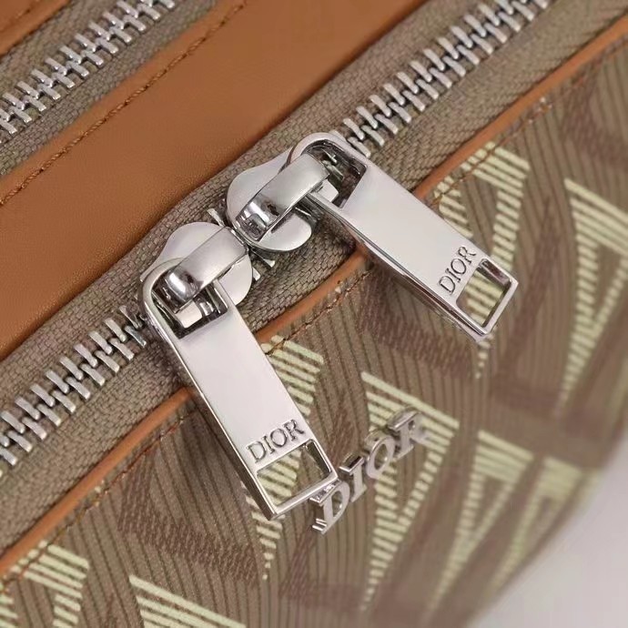 Dior Unisex CD Messenger Pouch Natural CD Diamond Canvas