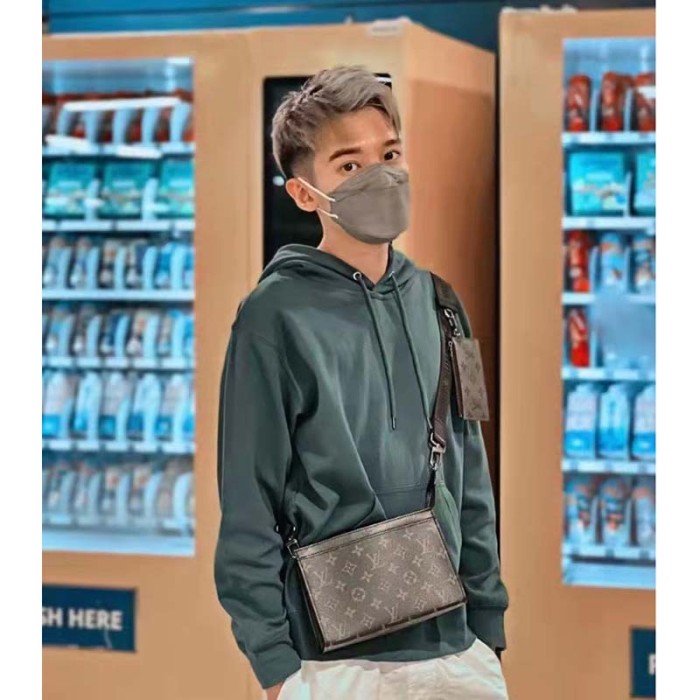 Louis Vuitton LV Unisex Gaston Wearable Wallet Monogram Eclipse Reverse Coated Canvas