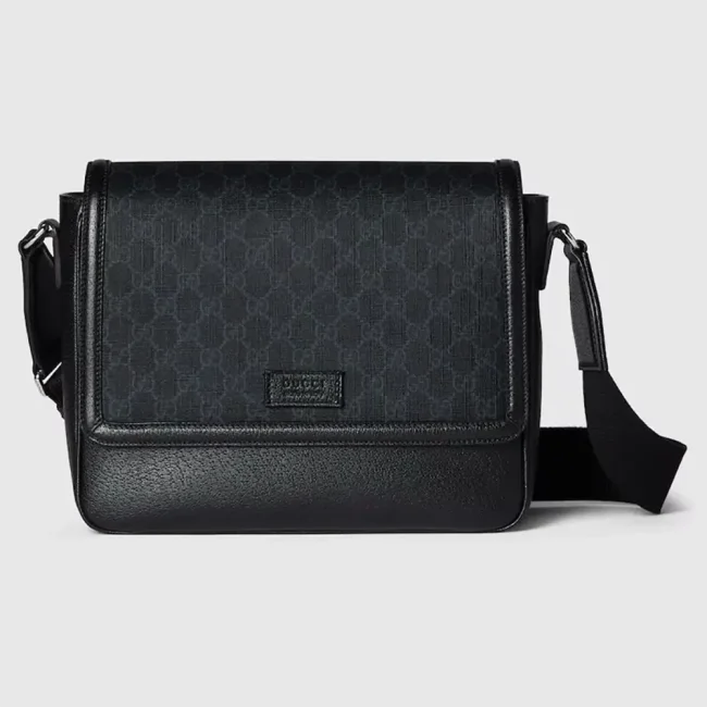 Gucci Men GG Supreme Medium Crossbody Bag 795459FADJK1000