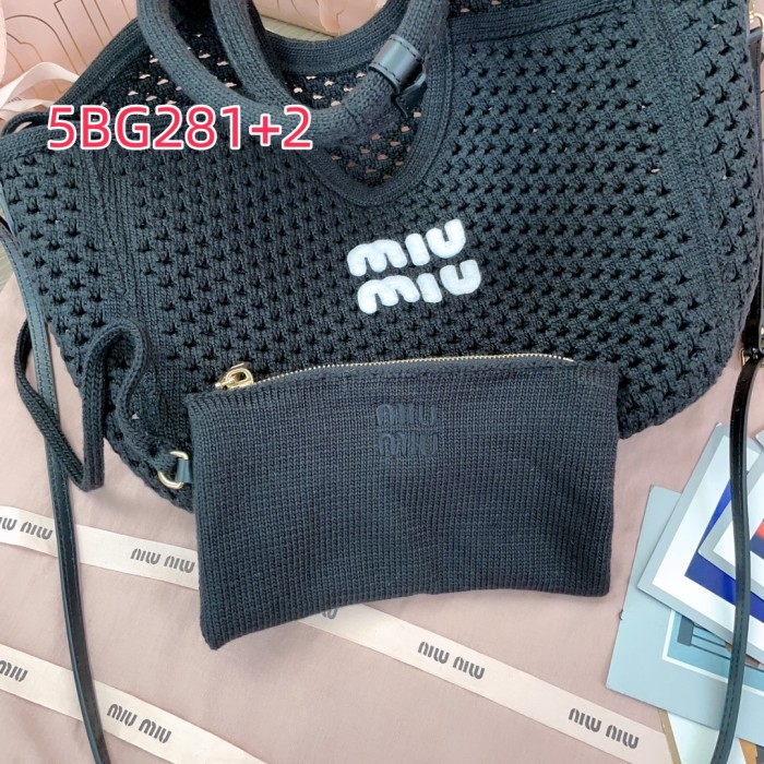 5BG281 Miu's new Isetan limited edition hollow woven tote bag