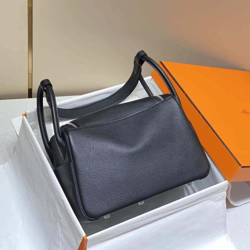 Hermes Women Lindy 26 in Clemence Leather-Black