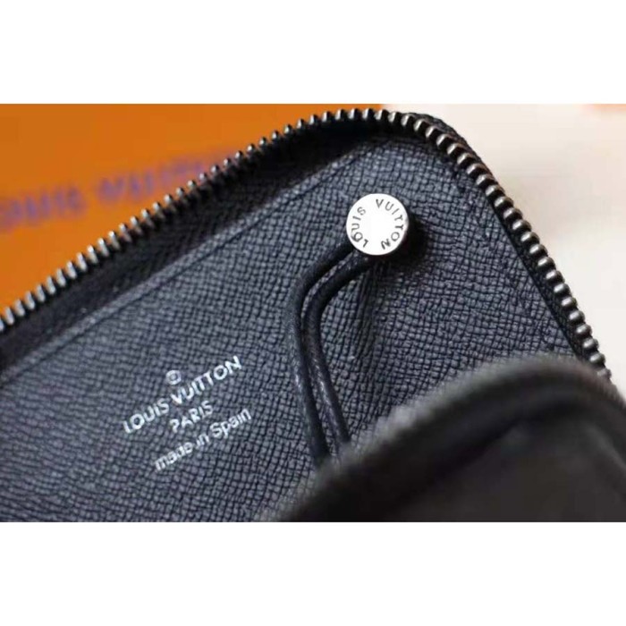 Louis Vuitton LV Unisex Coin Purse in Masculine Monogram Eclipse-Black