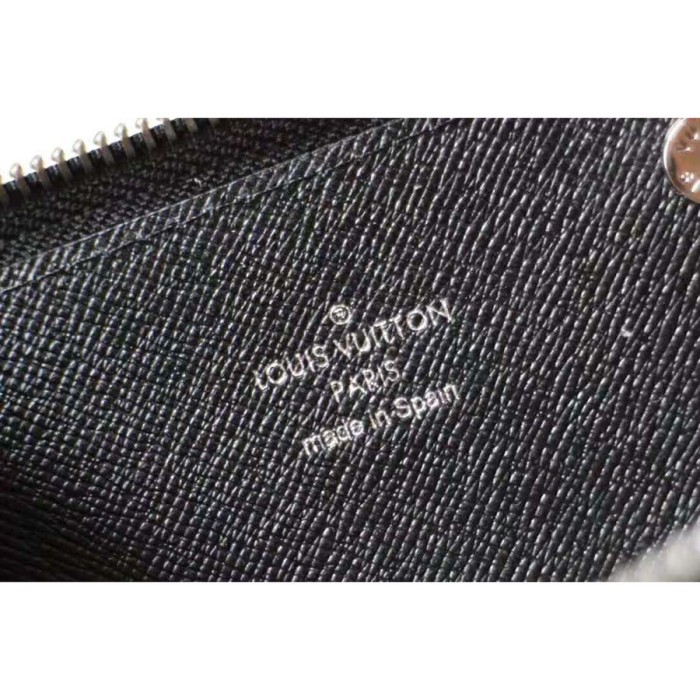 Louis Vuitton LV Unisex Coin Purse in Masculine Monogram Eclipse-Black